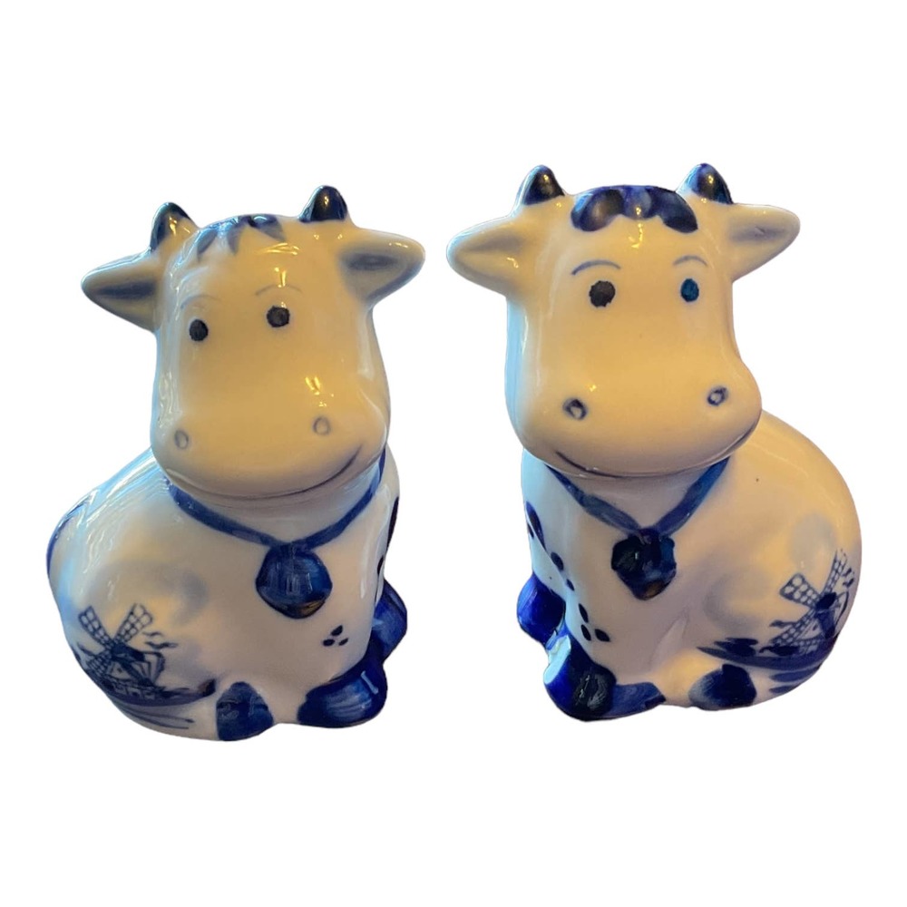 Crown Mark D.N.&E.I. Porcelain Holland cow salt &pepper shakers